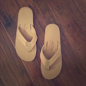 ‼️NWOT‼️ Men’s Rainbow Premier Sandal Flip Flop